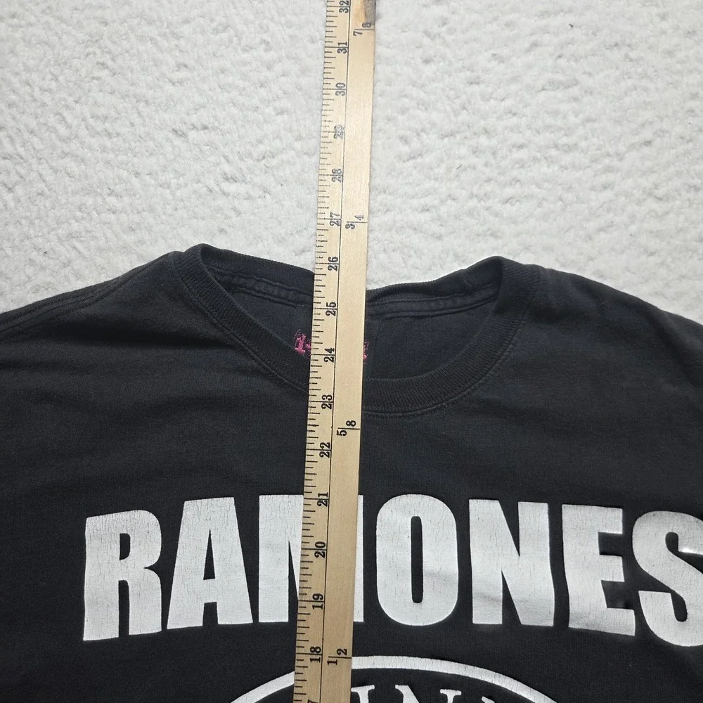 Vintage Ramones Band Shirt Mens Medium Black 2008 Rock Music 1234 Johnny Joey